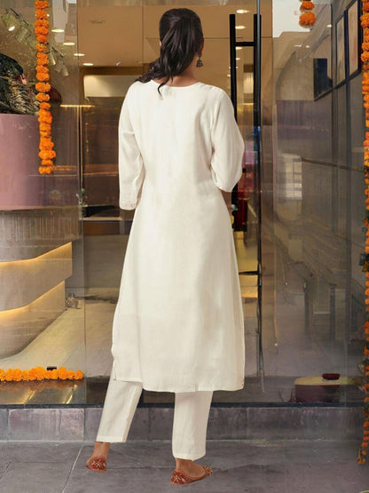Onam Viscose Chanderi Zari Neck Embroidered Off White Kurta Pant & Dupatta (Set of 3)