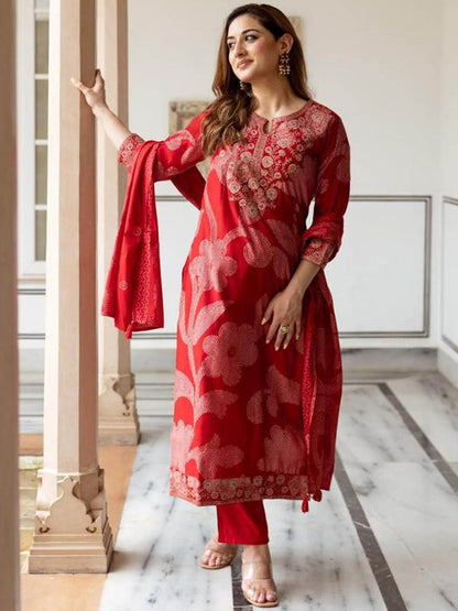 Floral Printed Thread Work Straight Kurta with Trousers & Dupatta
