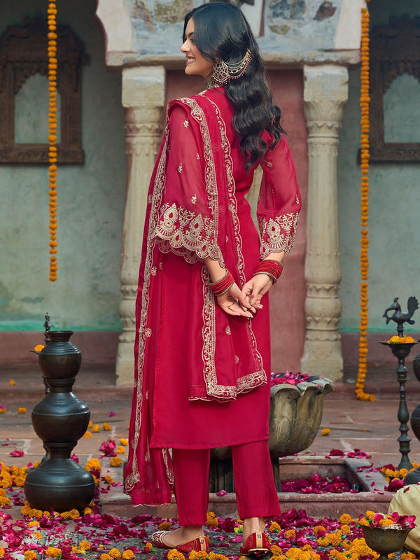 Ethnic Motifs Embroidered V-Neck Zari Organza Kurta With Trousers And Dupatta