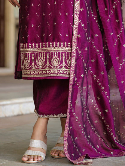 Women Burgundy Silk Blend Ethnic Motifs Embroidered Kurta Pant with Dupatta (Set of 3)