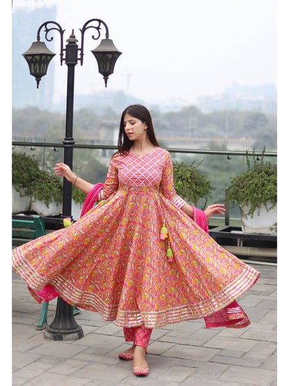 Pink Floral Handworked Anarkali Pant with Dupatta (Set of 3)