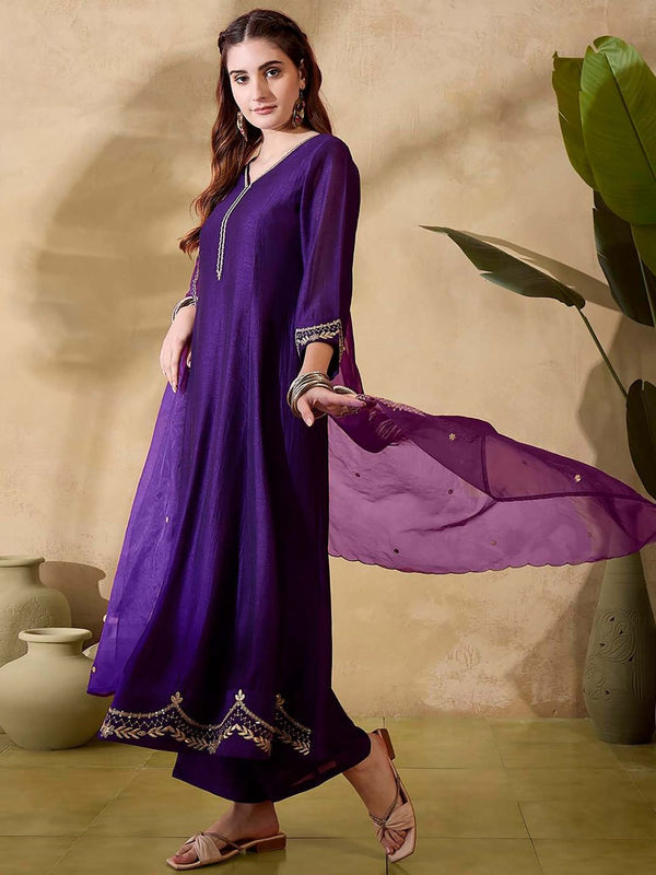 Women Purple Silk Blend Embroidered Kurta with Pant and Dupatta (Set of 3)